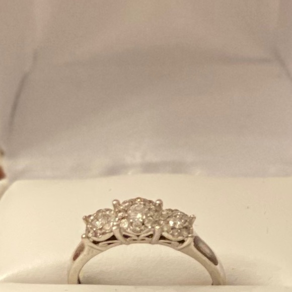 Keepsake Harmony Three Stone 3/8 CTTW Diamond Ring - Picture 3 of 3